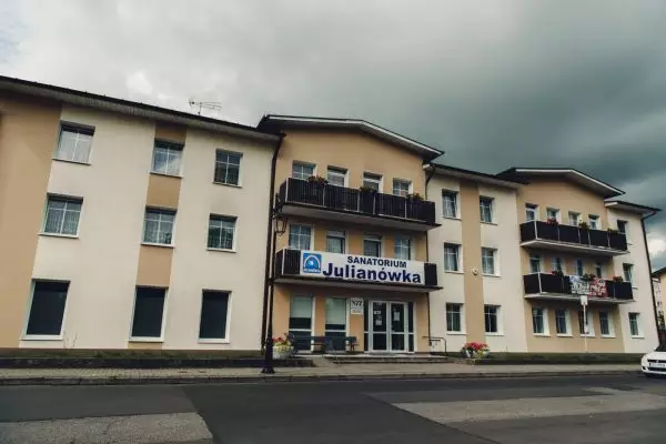 Sanatorium Uzdrowiskowe „Julianówka" w Ciechocinku