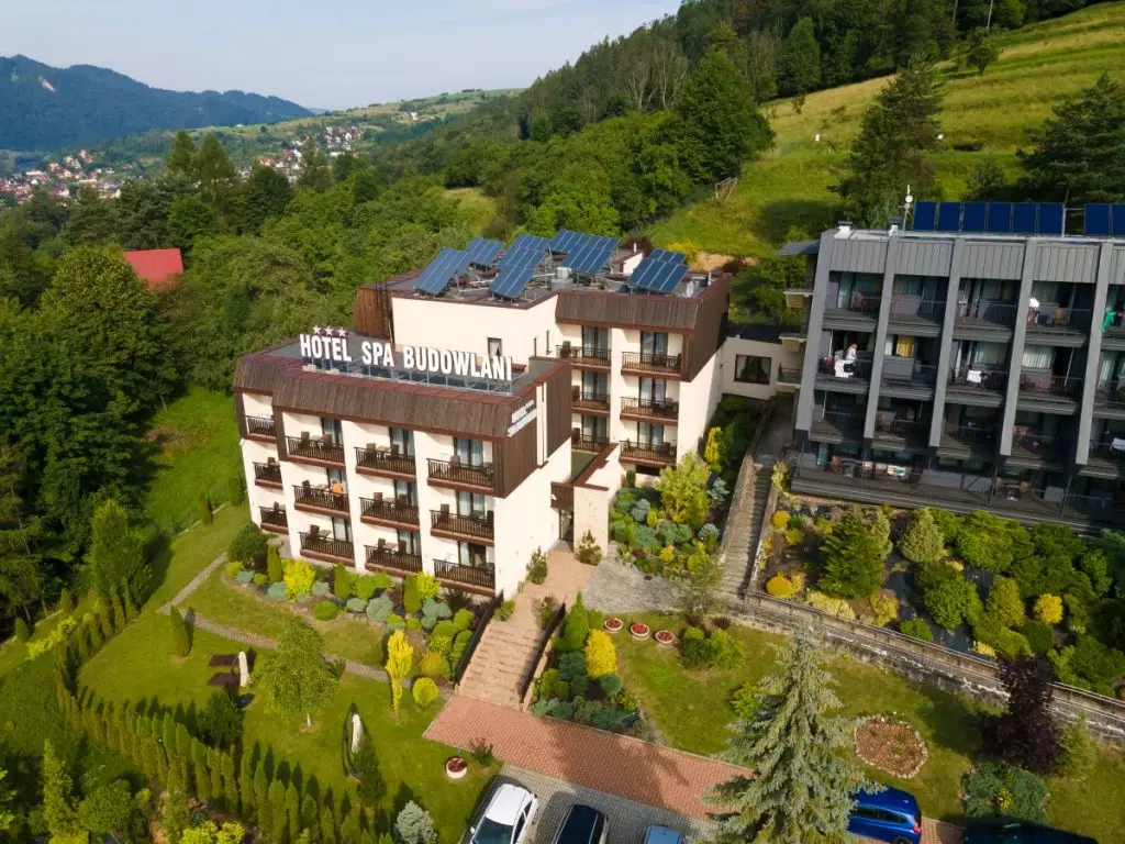 Kompleks Hotelowo Sanatoryjny SPA Budowlani W Szczawnicy Kompleks Hotelowo Sanatoryjny SPA Budowlani W Szczawnicy