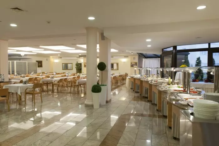 Klinika Uzdrowiskowa „Pod Tężniami" im. Jana Pawła II w Ciechocinku