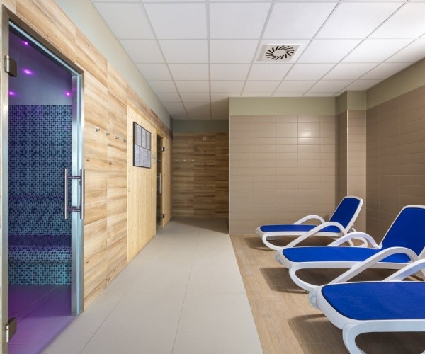 Hotel ,,INTERFERIE Argentyt” w Dąbkach