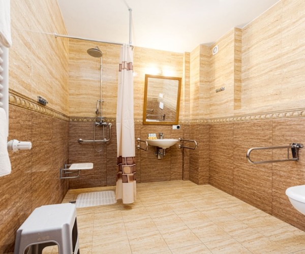 Hotel ,,Ustka” w Ustce