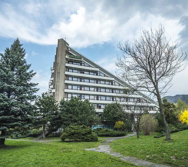 Sanatorium Uzdrowiskowe „Róża" w Ustroniu