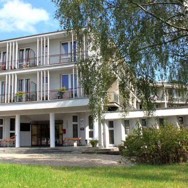 Sanatorium Uzdrowiskowe Ciche Wąwozy w Nałęczowie