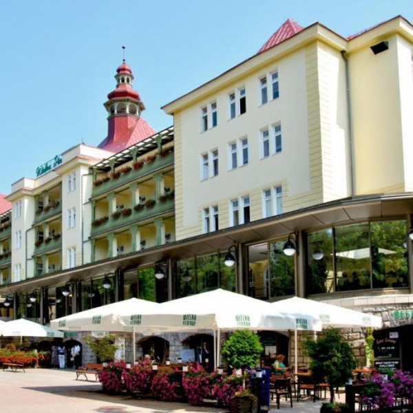 Sanatorium Uzdrowiskowe Wielka Pieniawa w Polanicy-Zdroju