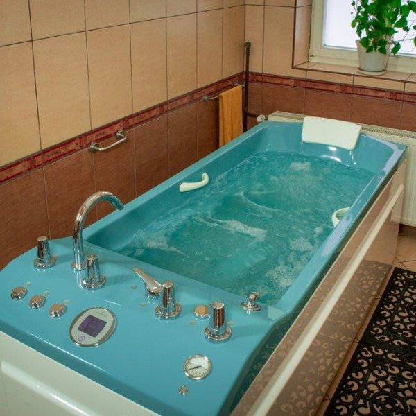 Sanatorium Uzdrowiskowe Azalia w Szczawnie-Zdroju