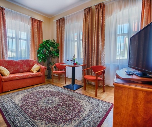 Hotel Kuracyjny „Caspar ***” w Cieplicach Śląskich-Zdroju