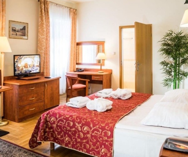 Hotel Kuracyjny „Caspar ***” w Cieplicach Śląskich-Zdroju
