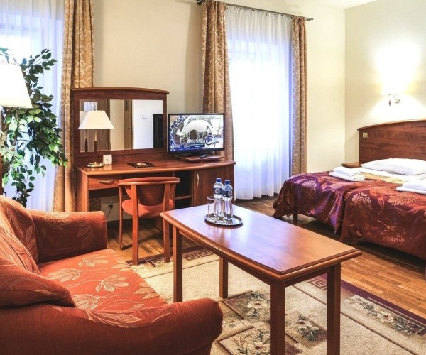 Hotel Kuracyjny „Caspar ***” w Cieplicach Śląskich-Zdroju