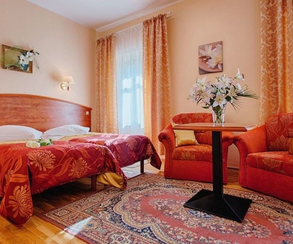 Hotel Kuracyjny „Caspar ***” w Cieplicach Śląskich-Zdroju