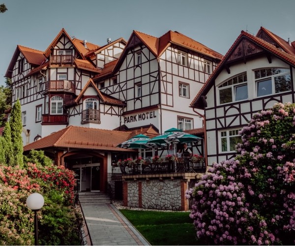 Park Hotel **** „KUR&SPA Buczyński” w Świeradowie-Zdroju