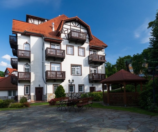 Park Hotel **** „KUR&SPA Buczyński” w Świeradowie-Zdroju