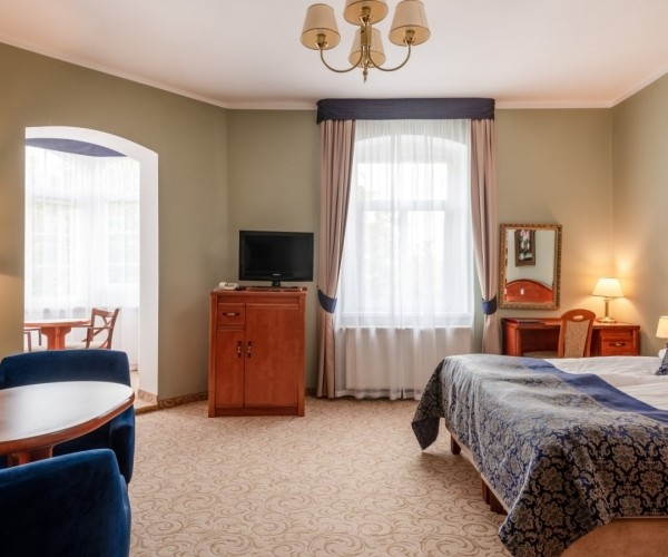 Park Hotel **** „KUR&SPA Buczyński” w Świeradowie-Zdroju