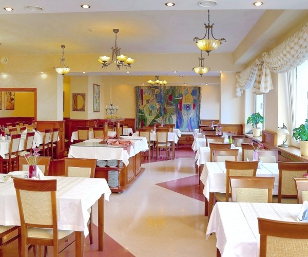 Park Hotel **** „KUR&SPA Buczyński” w Świeradowie-Zdroju