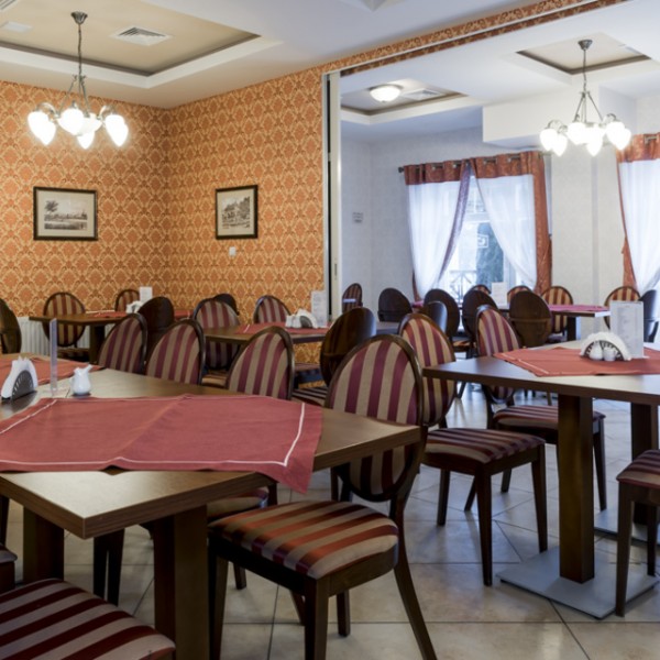 Hotel Zdrojowy Sanus w Świeradowie-Zdroju