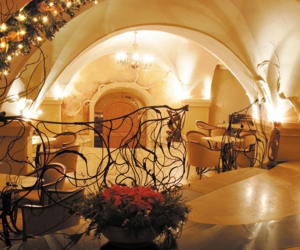 Hotel Kuracyjny „Caspar ***” w Cieplicach Śląskich-Zdroju