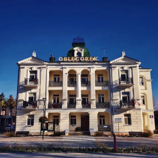 Sanatorium Uzdrowiskowe „Oblęgorek" w Busku-Zdroju