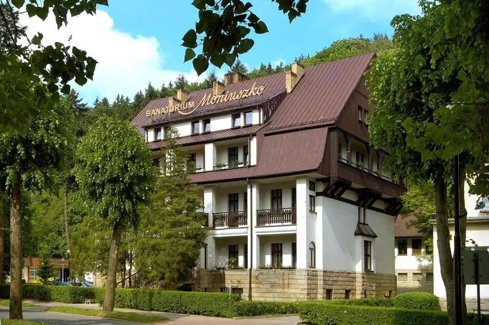 Sanatorium Uzdrowiskowe Wielka Pieniawa Polanica Zdr j Sanatorium Uzdrowiskowe Wielka Pieniawa Polanica Zdr j