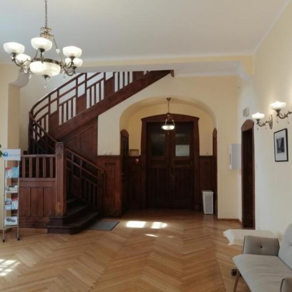 Sanatorium Uzdrowiskowe Dąbrówka w Szczawnie-Zdroju