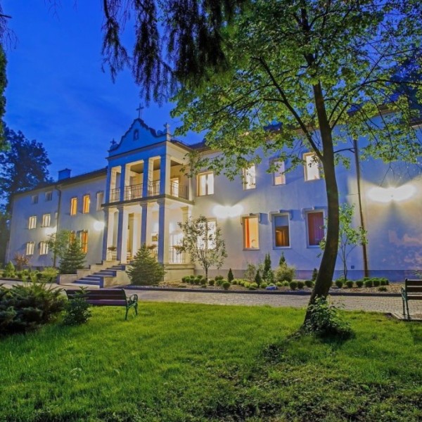 Pałac Seniora „Stary Klasztor" w Rokicinach Podhalańskich