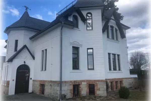 Centrum Rehabilitacji Geriatrycznej „Pałacyk Willa Mick" w Parowej