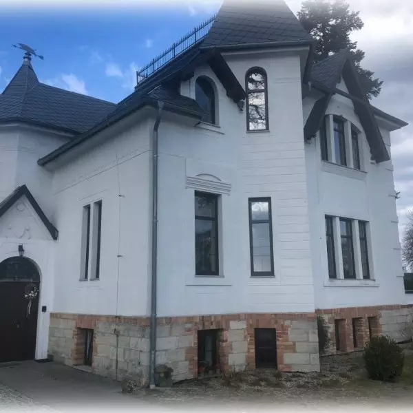 Centrum Rehabilitacji Geriatrycznej „Pałacyk Willa Mick" w Parowej