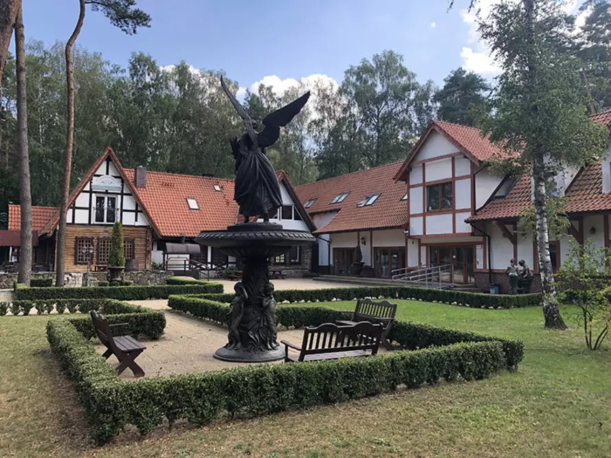 Dom Opieki i Wsparcia „Senior Park" we wsi Pucie