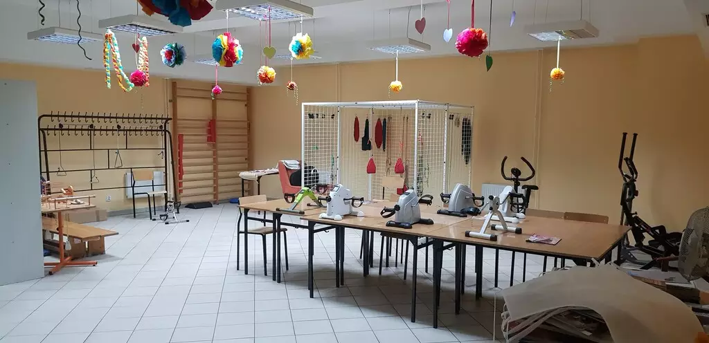 Prywatny Dom Opieki „Zakątek Seniora" w Częstochowie dysponuje sprzętem do terapii ruchowej i zajęciowej