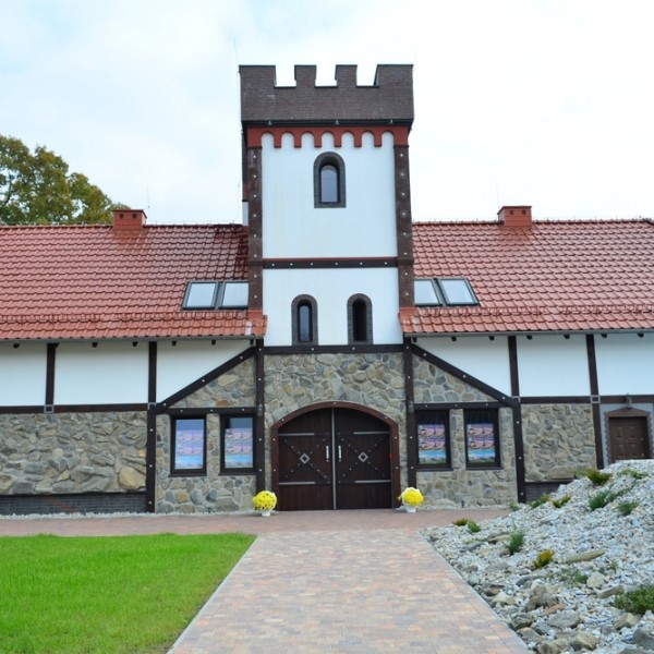 Rezydencje „Dwór Zawiszy” w Dylakach