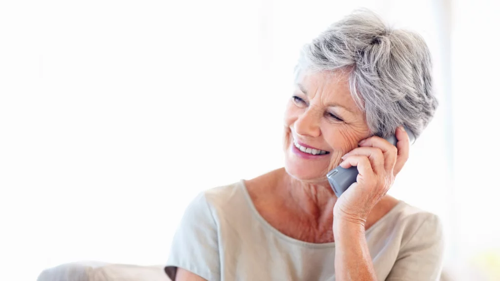 czym jest telefon zaufania dla osób starszych