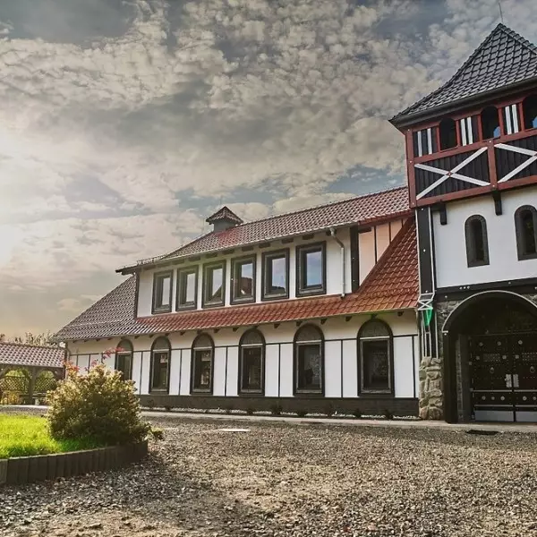 Rezydencje „Dwór Zawiszy” w Dylakach