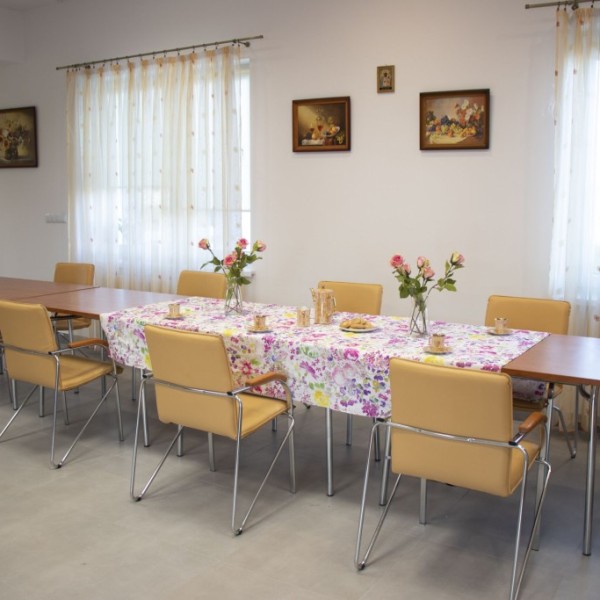 Różany Dwór Seniora w Trębkach Nowych