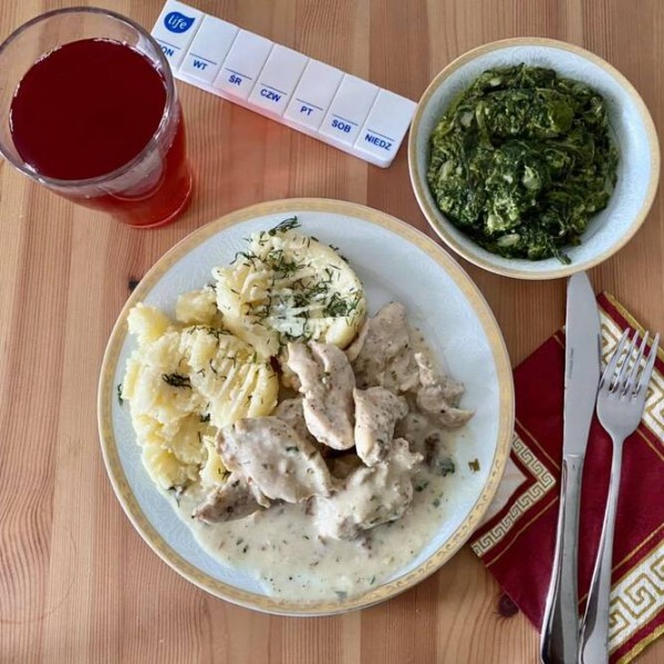 Dom opieki „Róża” w Łomiankach – Dąbrowie