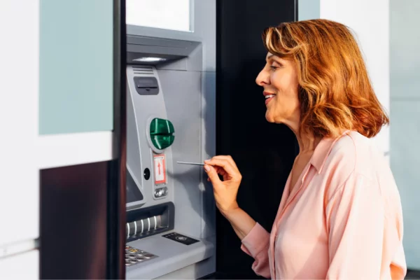 bankomaty będą barwić pieniądze