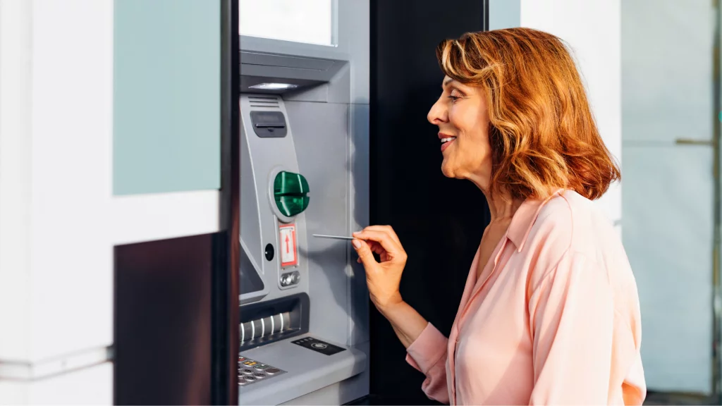 bankomaty będą barwić pieniądze