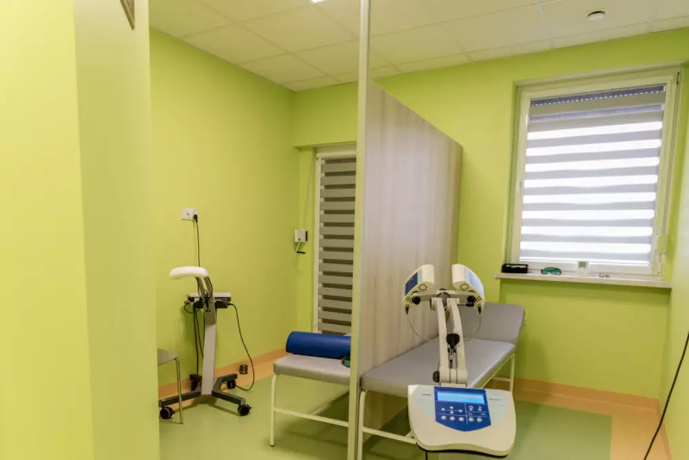 Dom Opieki „Domowe Zacisze” w Kożuchowie dysponuje nowoczesnym sprzętem do rehabilitacji i fizjoterapii