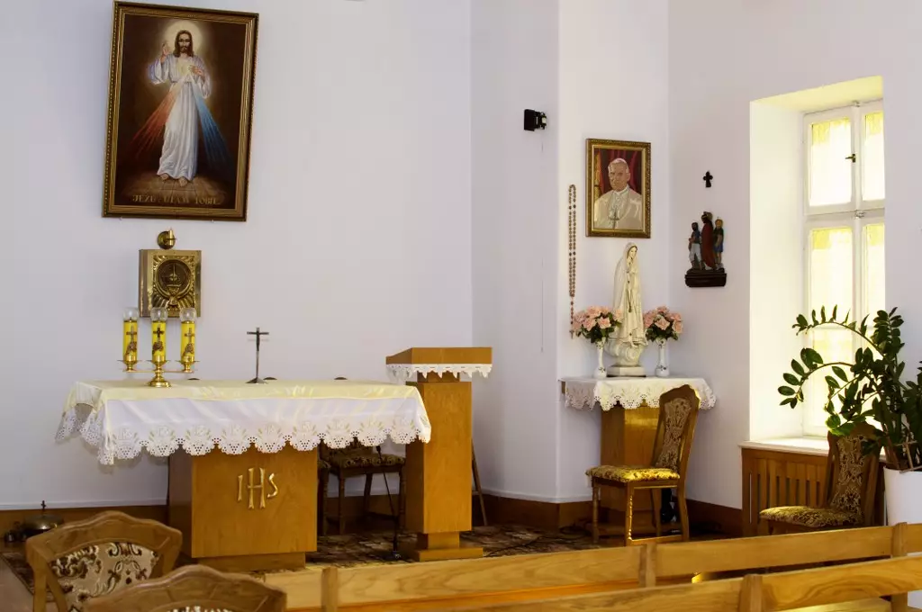 Dom Pomocy Społecznej w Parkoszu zapewnia swoim podopiecznym opiekę duszpasterską
