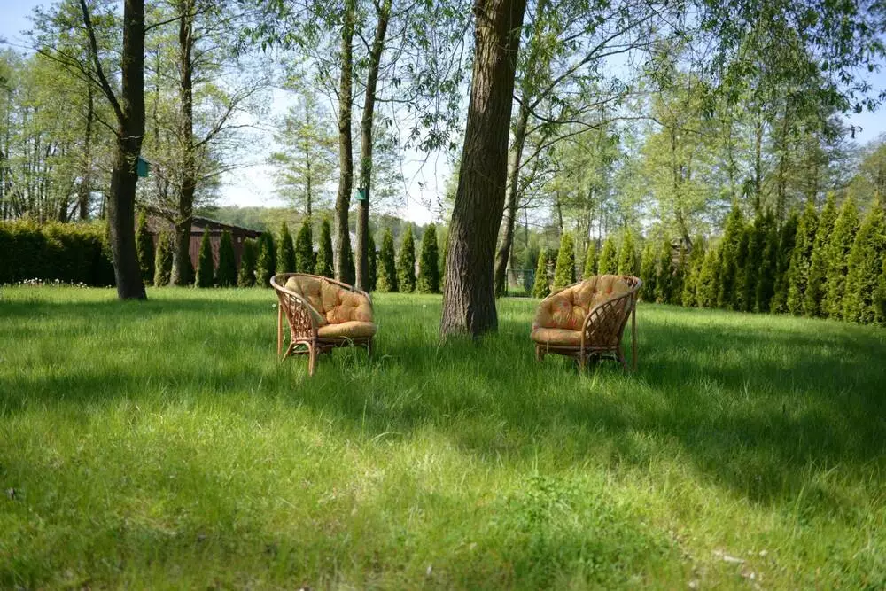 Ogród przed Domem Spokojnej Starości „Grand Senior Oaza” w Choceniu