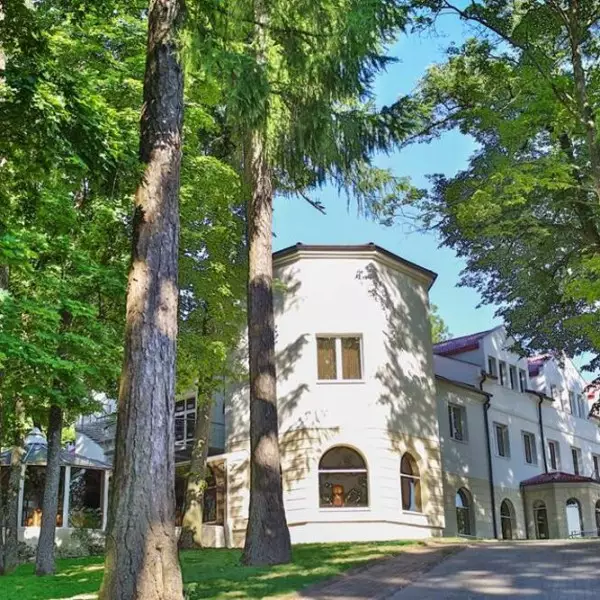 Dom Pomocy Społecznej „Dworek” w Dąbiu