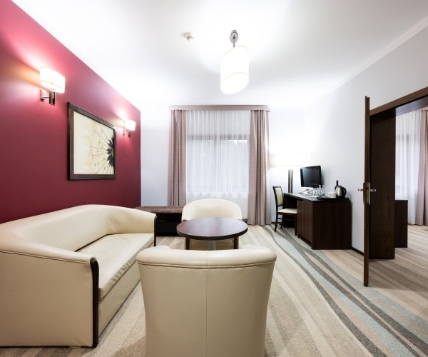 Hotel „Górski Raj” w Porębie Wielkiej