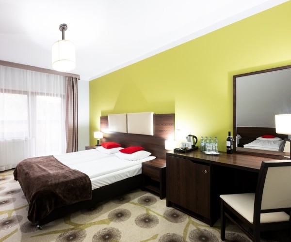 Hotel „Górski Raj” w Porębie Wielkiej