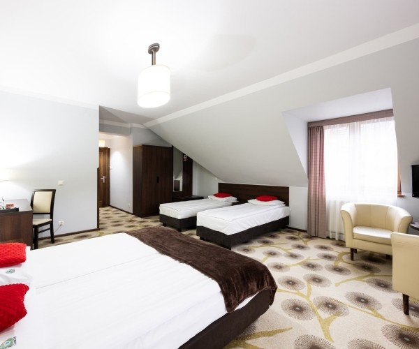 Hotel „Górski Raj” w Porębie Wielkiej