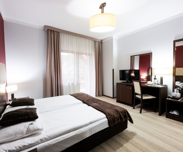 Hotel „Górski Raj” w Porębie Wielkiej