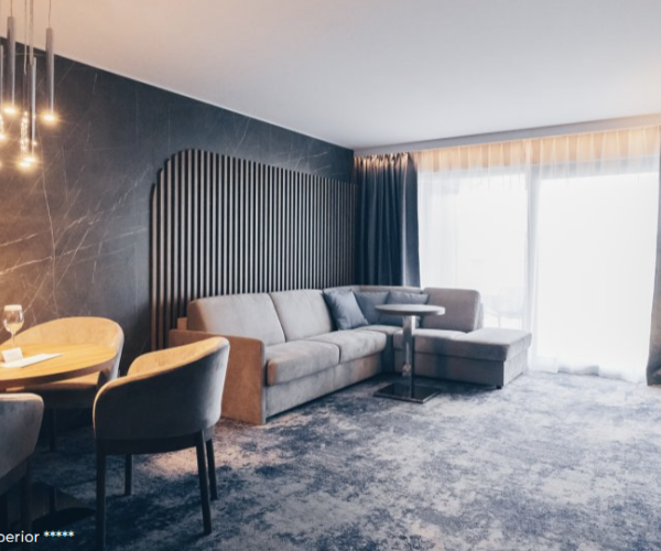 Hotel „Unitral” w Mielnie
