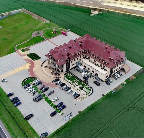 Hotel „Janów” w Borownicy