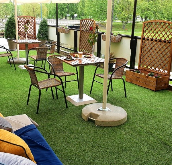 Hotel „Gromada” w Pile