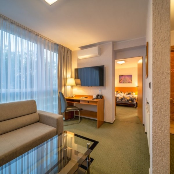 Hotel „Gromada” w Poznaniu