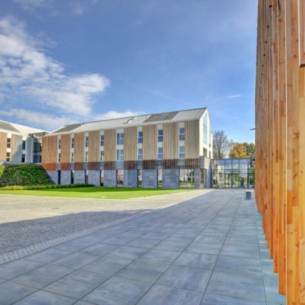 Centrum Konferencyjno-Wypoczynkowe „Pałac i Folwark Łochów”