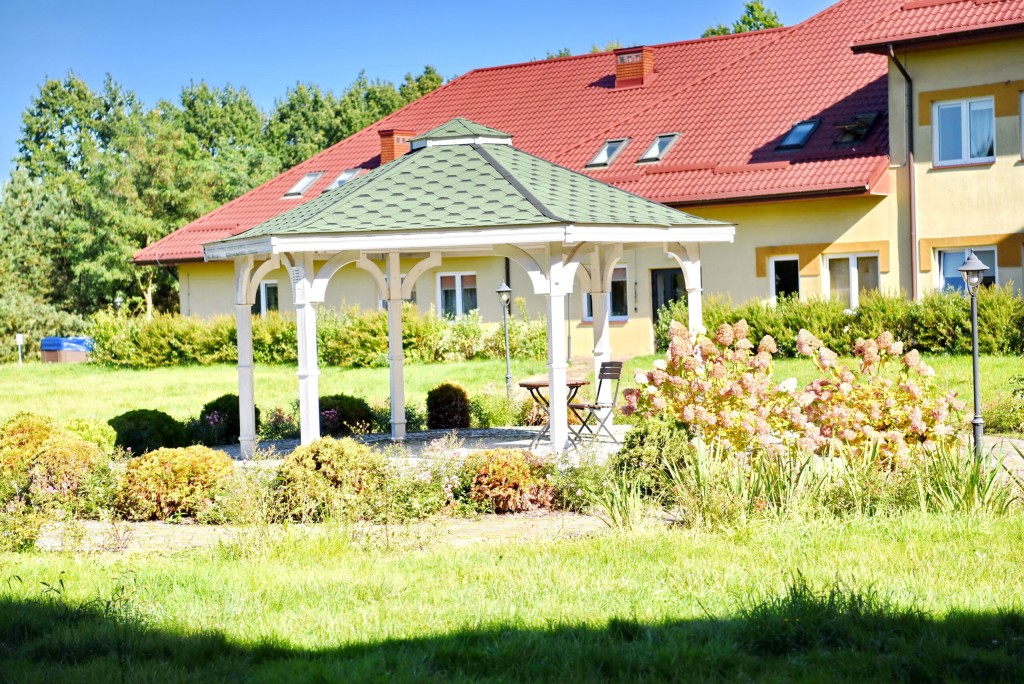 Dom Opieki Seniora ,,Obok Lasu” w Grębiszew
