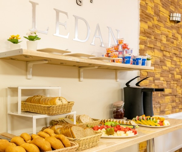 Hotel Ledan w Chłopach