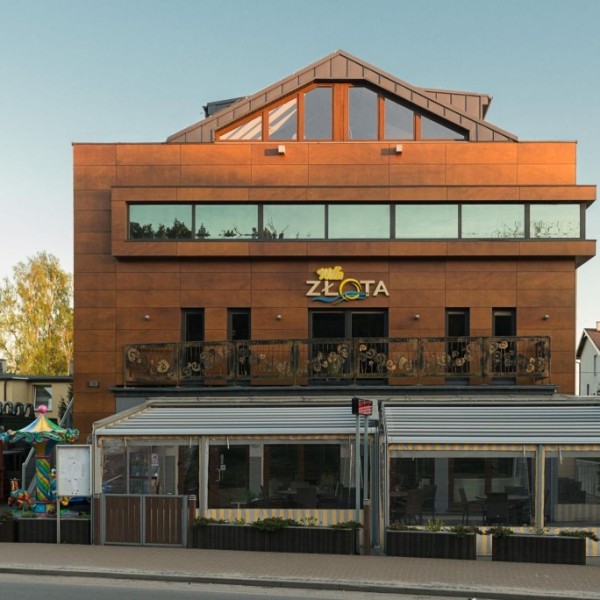 Hotel Willa Złota w Karwi